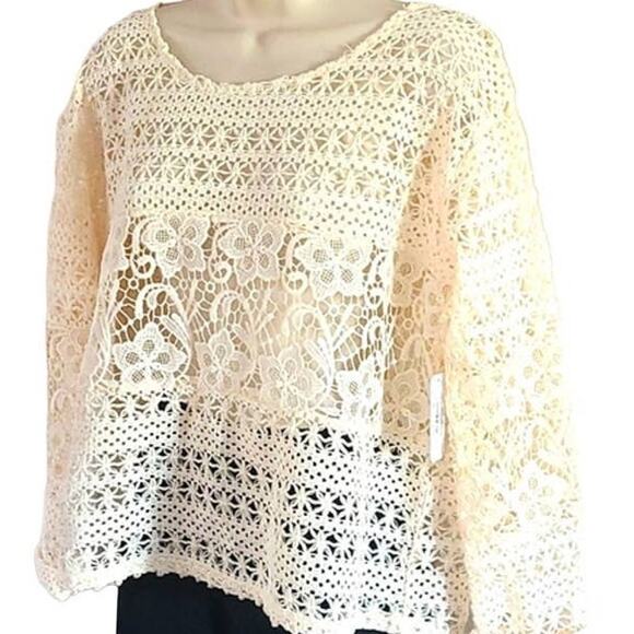 Charming Charlie Cream Lace Crochet Blouse with Sheer Back Size Large - Picture 3 of 7